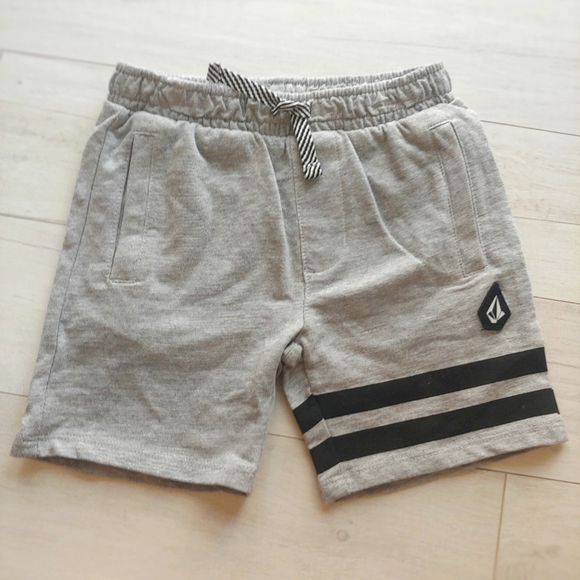 VOLCOM NEW French Terry Hoodie & Shorts Heather Gray - Picture 5 of 10